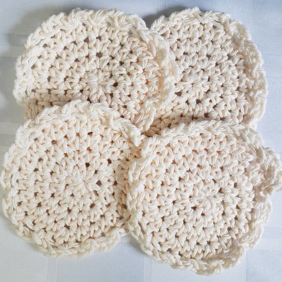 💄 Facial Cleansing Pad Scrubby Reusable 💄 2/$12 - Picture 1 of 3